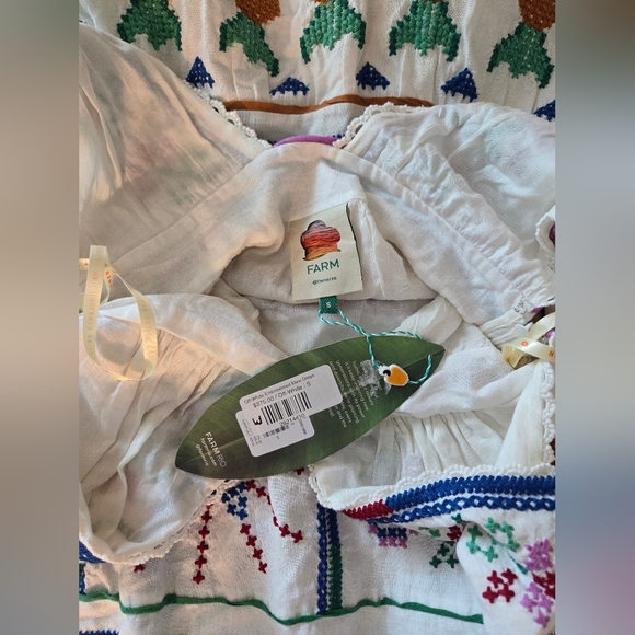 NWT FARM RIO Off-white Embroidered Maxi Dress Small $375 - Picture 6 of 12